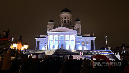 赫爾辛基白教堂成戶外劇場　 苦路劇慶演30年