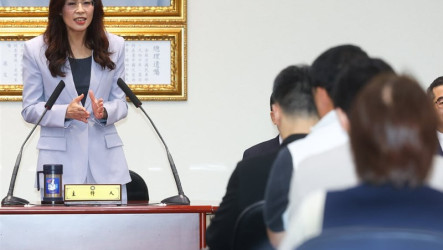 率團訪中　鄭麗文：要向民進黨證明兩岸和平不難