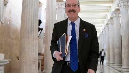 曾推動友台法案　美前眾院外委會主席恩格爾辭世