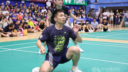 王齊麟清晨盃合體李洋　人造羽球還需適應
