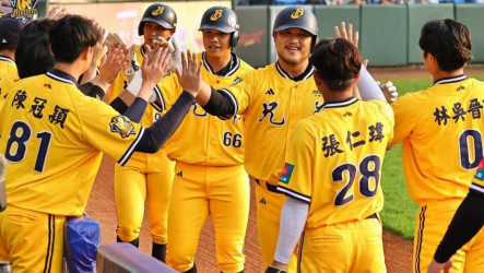 前2場看見好轉　平野惠一期待兄弟打線繼續強勢