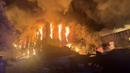 新北五股舊衣工廠起火　警消灌救共延燒4廠房