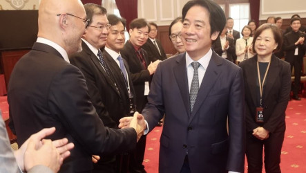 賴總統：AI新十大建設　2040年前創造逾15兆元產值