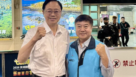 張善政參訪澎湖　傳授市政經驗助選陳振中