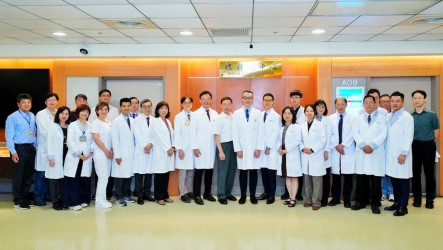 長庚眼腫瘤中心揭牌　跨科整合為眼癌點亮曙光