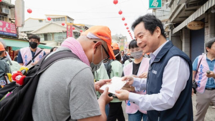 白沙屯媽祖抵達北港　雙鐵嘉義站湧人潮