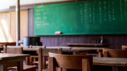 立院三讀教師法  停聘後復職可補發全薪與學術加給