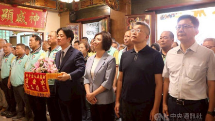 陪總統台中參香　何欣純主張月子補助每胎5萬