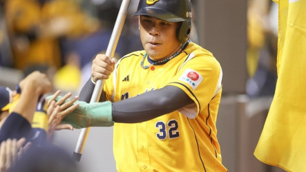 曾頌恩與家人收惡意謾罵　經紀公司將採法律行動