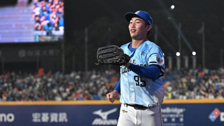 超級工具人劉俊豪外野秀美技　光總測試看見能力