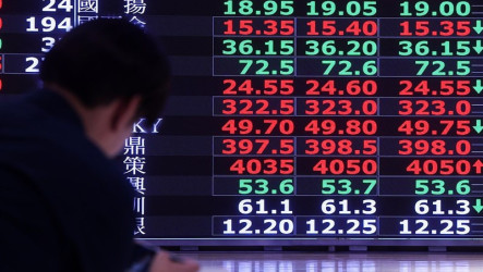 台股早盤衝37303點創新高　台積電漲至2055元