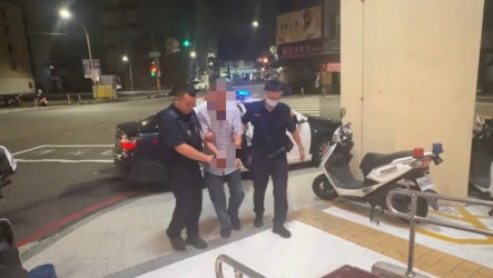 7旬翁高雄捷運內涉持刀恐嚇　遭警依現行犯逮捕