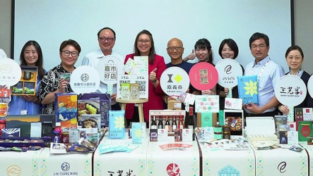 嘉市好店業者前進新加坡　攜手通路超市拓展市場