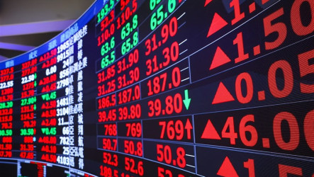 台股早盤上漲逾700點　再創盤中歷史新高