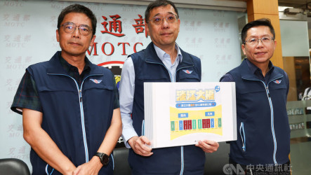 淡江大橋機車道引議　公路局：單車道兼顧順暢安全