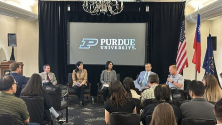 傳遞台灣半導體經驗　造山者美中西部大學放映