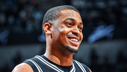 全季板凳表現亮眼　馬刺強生獲NBA年度最佳第6人