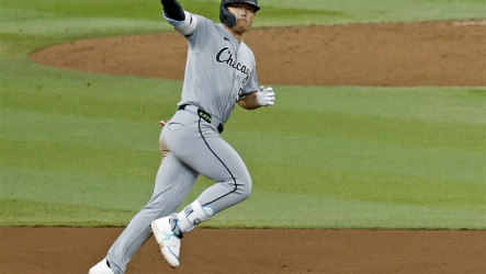 白襪強棒村上宗隆連5場全壘打　追平MLB新秀紀錄