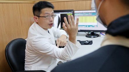 比腕力暗藏風險　醫師提醒「扭轉力」恐致肱骨骨折