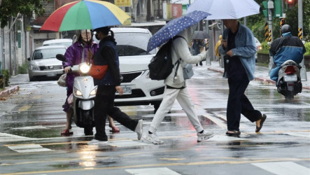 晚間到24日清晨雨勢大 中部以北留意短延時豪雨