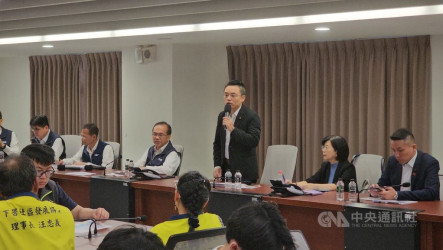 淡江大橋機車道旁將設活動柵欄　通車前到位