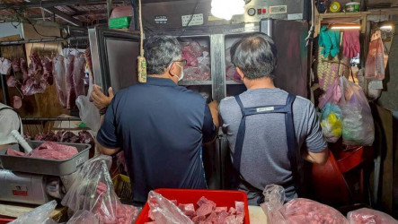 鳳山區老鼠上攤啃豬肉 衛生局市場見鼠跡24小時限改