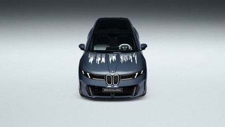 BMW採用元太電子紙推變色車　全球首發量產車亮相