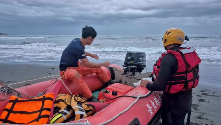台東都蘭鼻海岸4人潛水打魚  1男失聯尋獲已溺斃