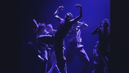 謝克特首訪衛武營　「潛夢劇場」邀觀眾一起做夢