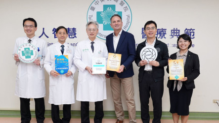 中榮獲TriNetX傑出合作夥伴獎  亞洲地區首家