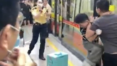 廣州地鐵傳辣椒水襲擊　一男子車廂內無差別狂噴