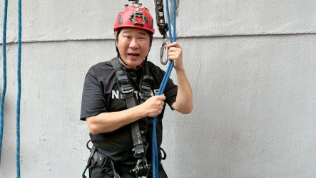 挑戰加入專業外牆工程團隊  胡瓜哀嚎腰撐不住