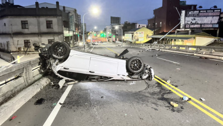 彰化轎車撞汽機車2死2傷　警追查肇事駕駛是否毒駕