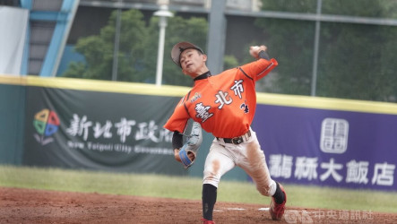 陽信盃青少棒北市左投壓高雄　葉承豪後援臨危不亂
