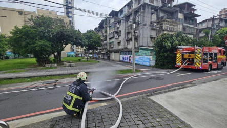 新北新店疑瓦斯外洩　消防灑水降濃度未達警戒值