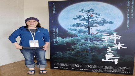 拍出台灣神木之美 導演李香秀爬到膝蓋發炎不後悔