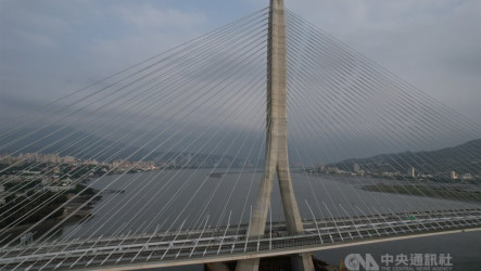 淡江大橋12日通車　假日特定時段禁行15噸大貨車