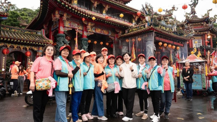 新北市長選戰也溫馨　蘇巧慧李四川都祝母親節快樂