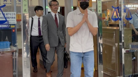 薛仕凌涉閃兵遭求刑2年半　首度開庭堅不認罪