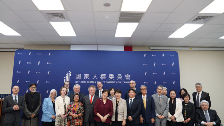 兩公約國際審委：全球民主倒退　台灣應續深化人權根基