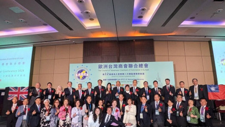 韓國瑜出席歐洲台商年會　籲團結不分藍綠白