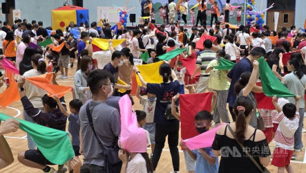 運動i台灣系列澎湖登場　近千親子長者舞動樂活同歡