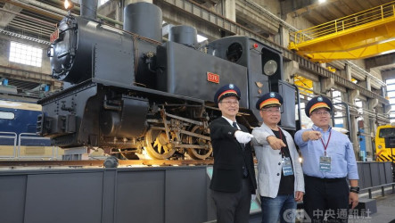 鐵道迷董事長捐蒸汽火車　鐵博館重現甜蜜記憶