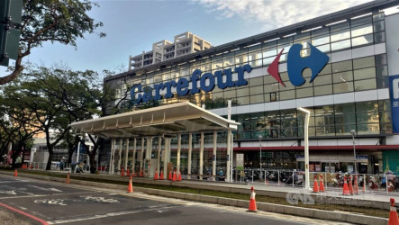 家樂福改名倒數　羅智先：7月起停用舊名稱