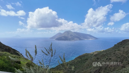 義大利伊奧利群島　從法西斯惡魔島變身度假天堂