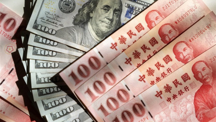金管會：壽險外匯準備金　可抵禦新台幣升值3.51元