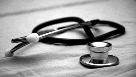 醫散布兒少性影像遭判刑　將送醫懲、狼醫專區公告