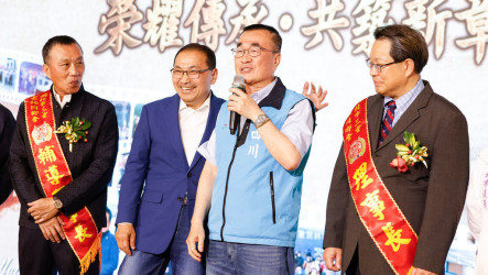 藍綠拚市長勤跑同鄉會 李四川訴求建設蘇巧慧重行銷