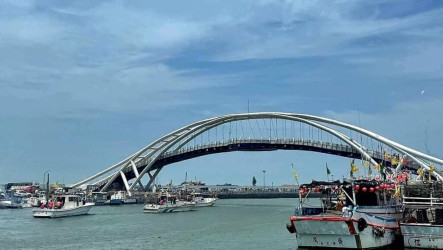 桃園永安漁港觀海橋8日起除鏽整修　平日分時管制