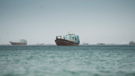 川普：美軍秘密協助1億桶石油通過荷莫茲海峽